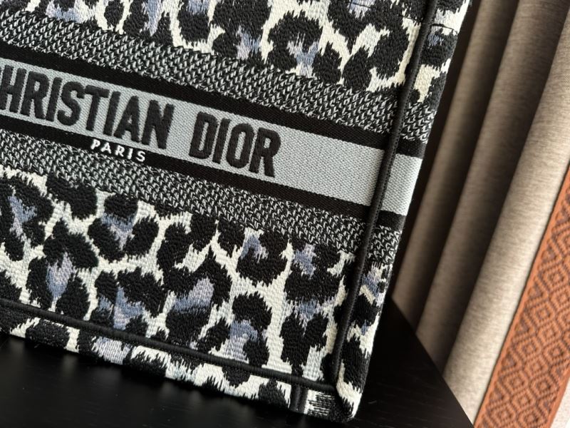 Christian Dior Shopping Bags